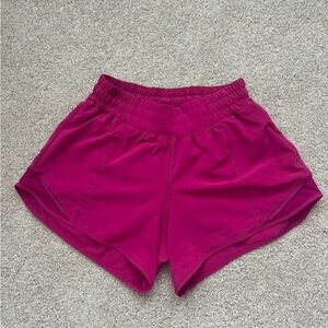 Lululemon Hotty Hot Athletic Shorts 4 in inseam